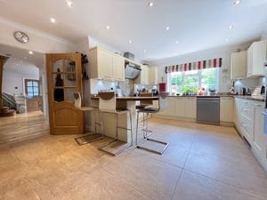 Photo 29- click for photo gallery